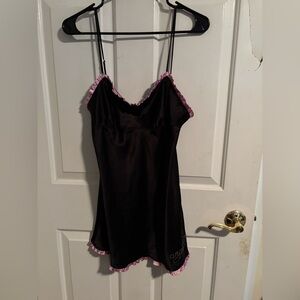 Victoria’s Secret Angels Black & Pink Super Short Nighty